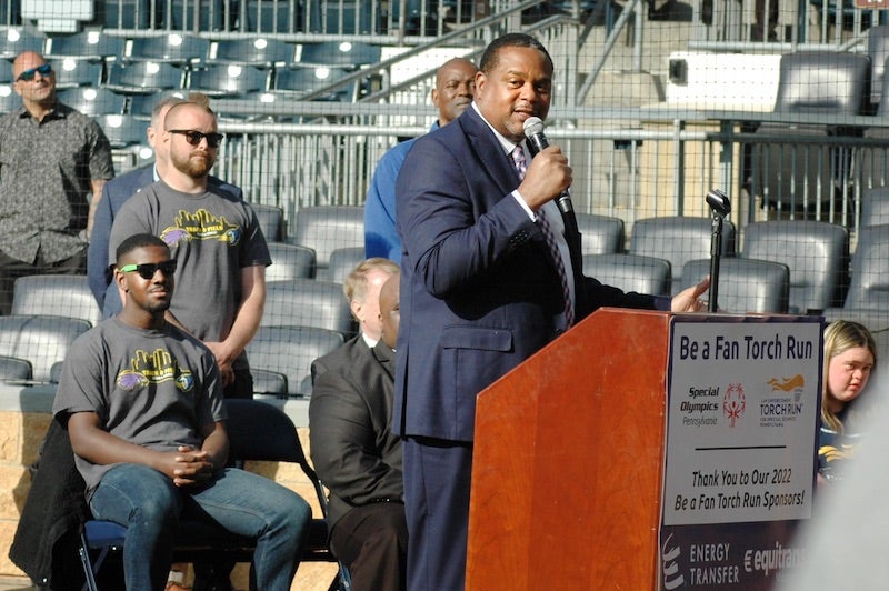 Mayor Ed Gainey speaking at a podium